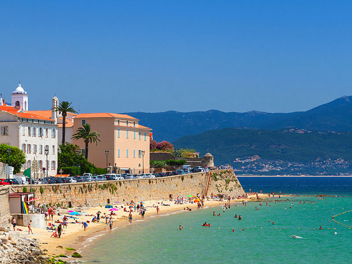 Location Corse du Sud 